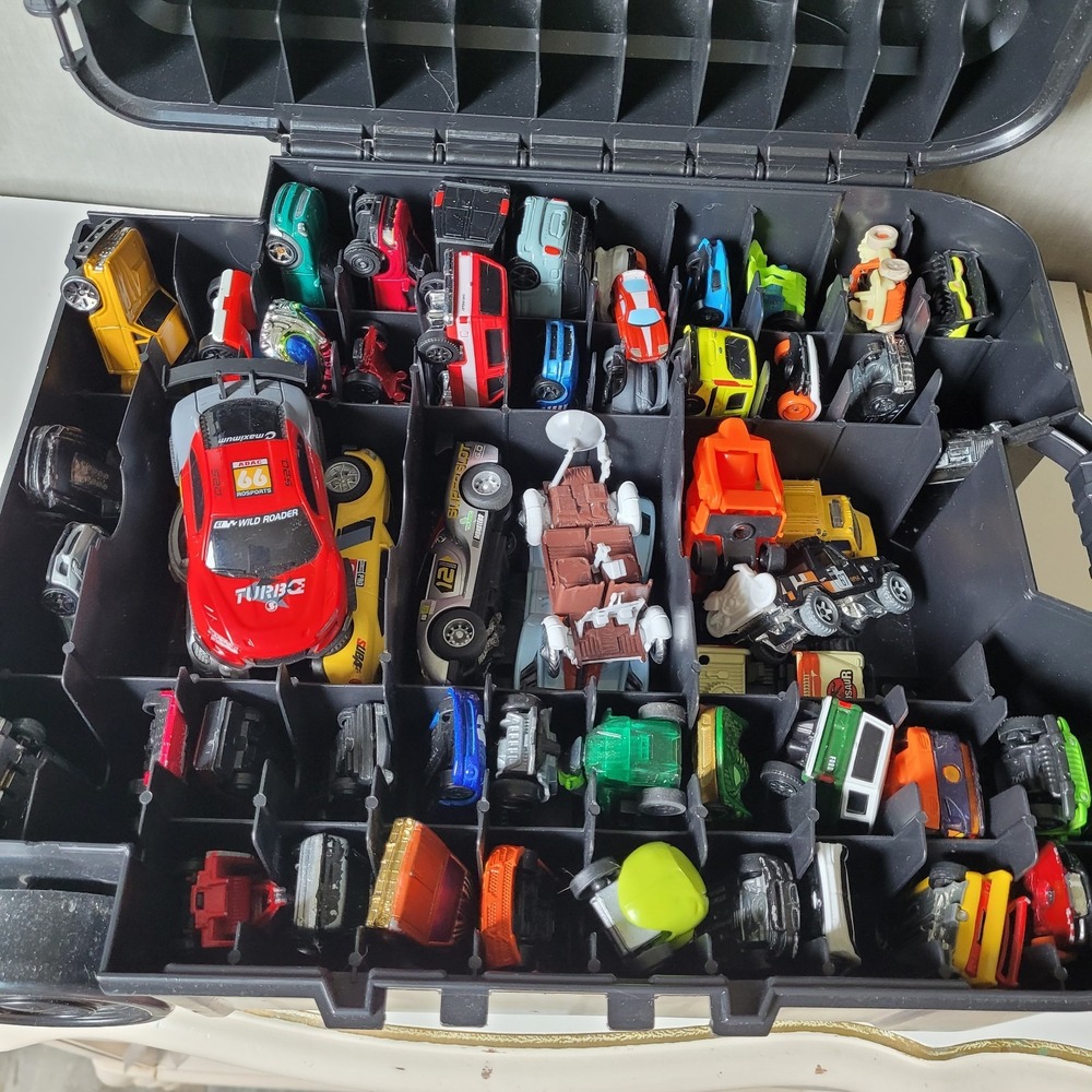 Hot Wheels Rolling Storage Case + Bulk Mixed Lot 54 Toy Cars Matchbox Diecast - Picture 7 of 14